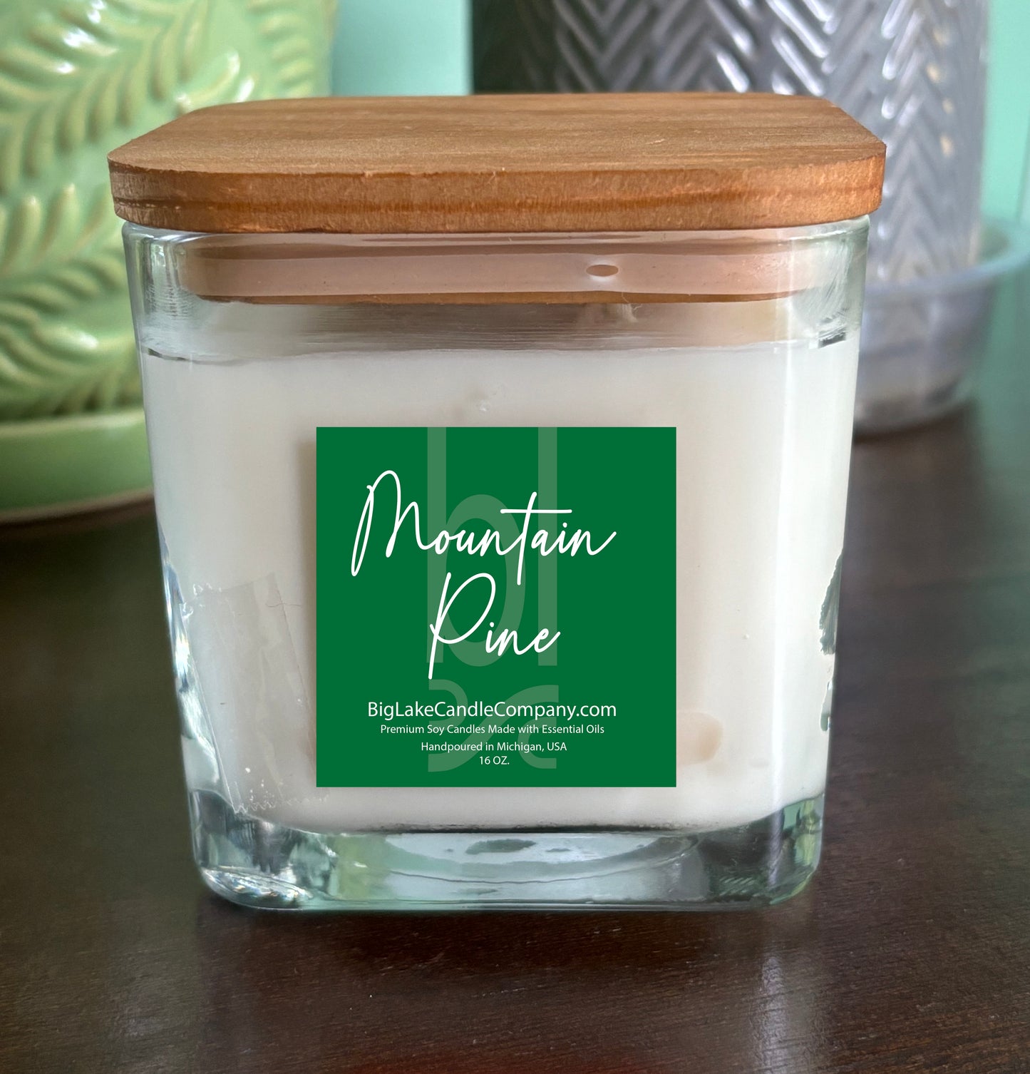 Mountain Pine Refillable Glass Candle (14 oz.)